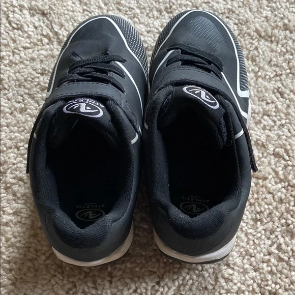 Kids Baseball Cleats - Picture 5 of 6